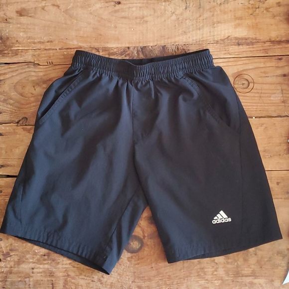 Adidas Kids Shorts Size 10 Small - Picture 1 of 3